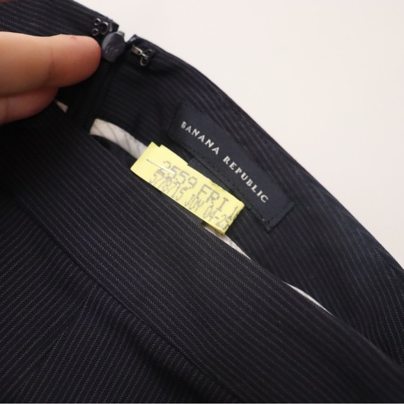 BANANA REPUBLIC Blazer and skirt set formal pinstripe - Picture 5 of 11